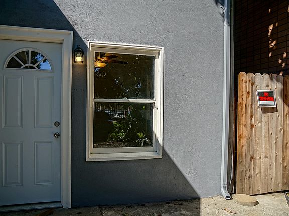 Front of the Unit available
