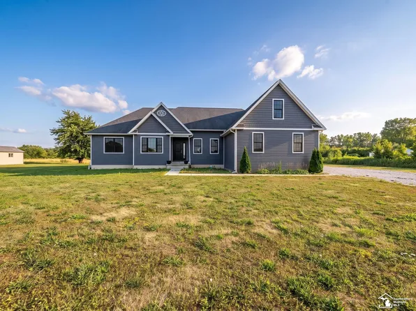 7200 Ready Rd, South Rockwood, MI 48179