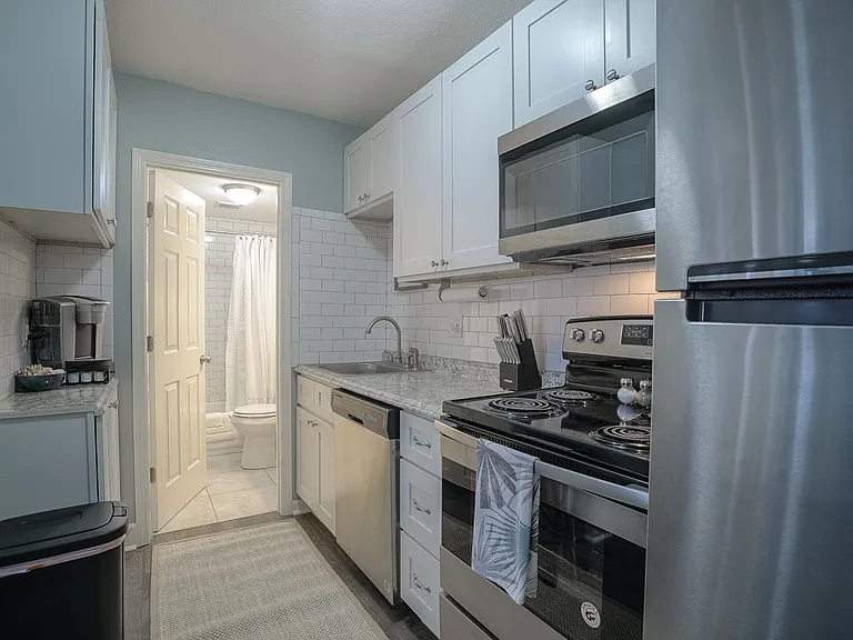 3811 Mercier St #103 — Photo 7
