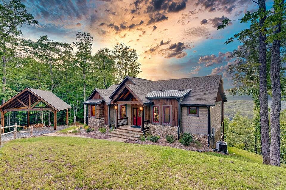 1st image of 370 High Ridge Rd
