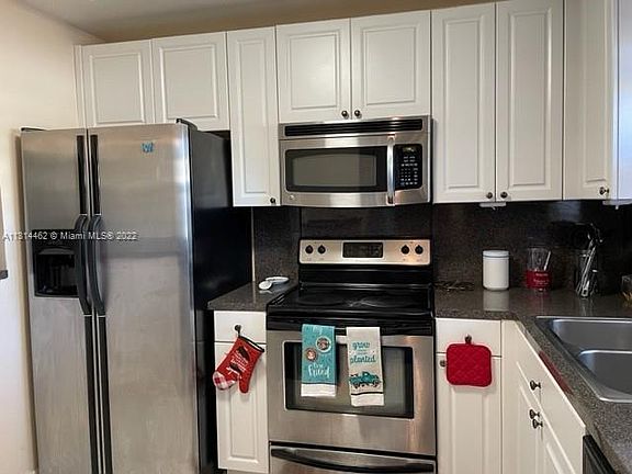 4th image of 9350 Sunrise Lakes Blvd APT 107