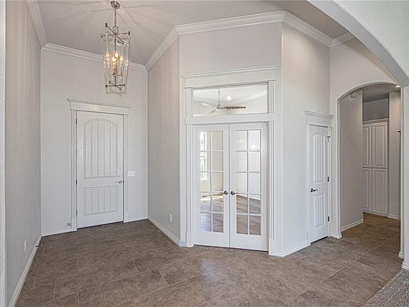 3rd image of 14604 Doulton Cir