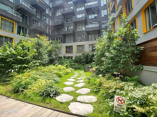 Rented by Citi Habitats | media 80