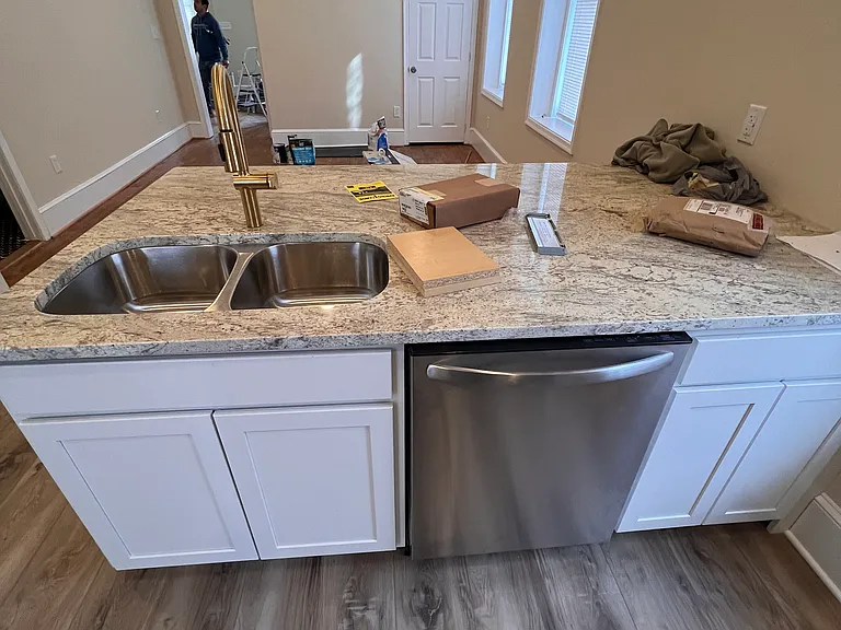 1005 W High St — Photo 14