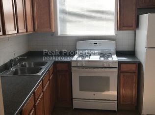 2216 Maple Ave APT 206, Evanston, IL 60201
