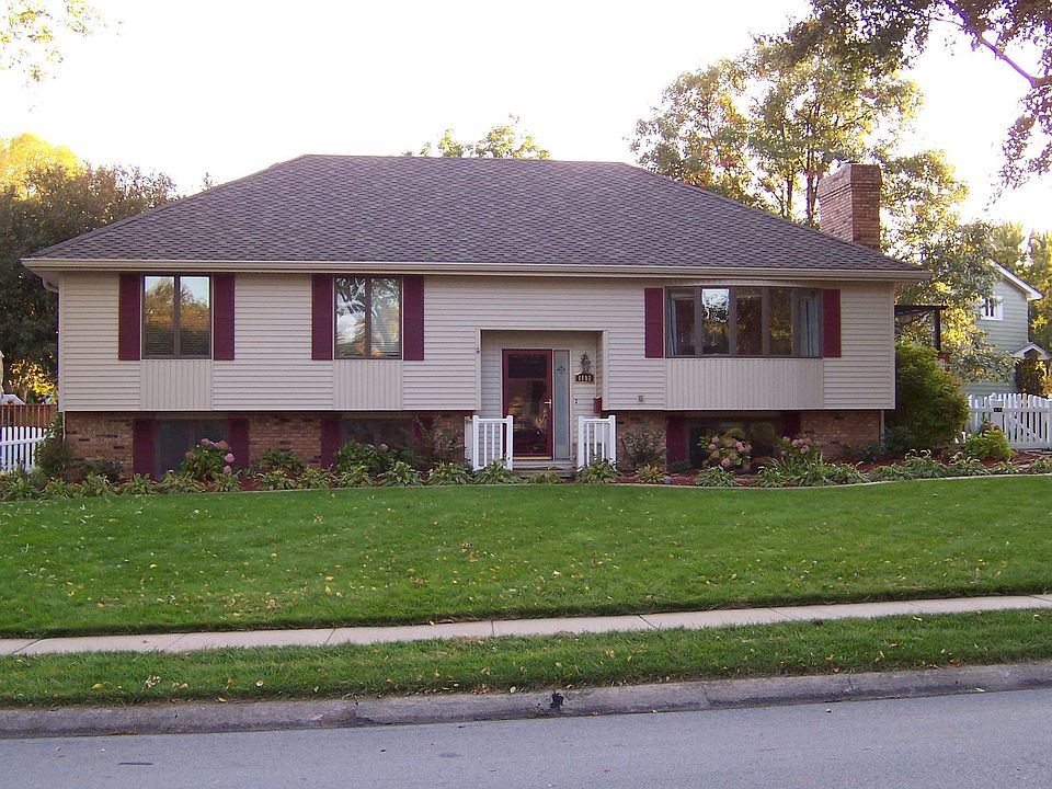 1st image of 1102 Laport Dr