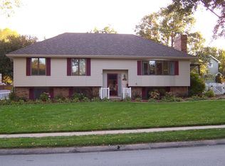 1102 Laport Dr, Papillion, NE 68046