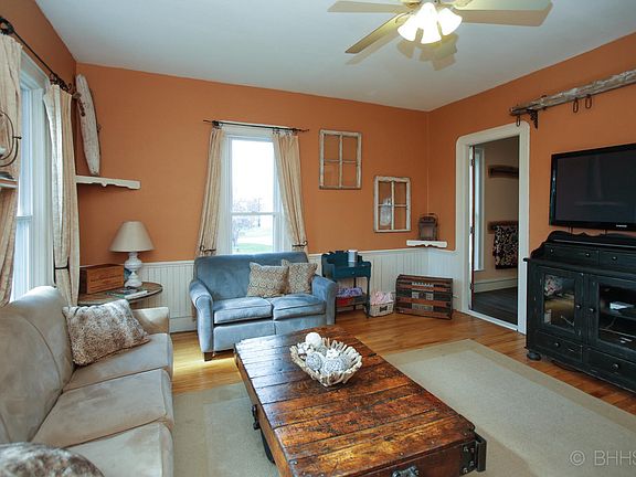 18400 11 mile rd-105