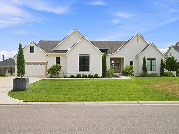 2nd image of 2005 N 159th Ct E