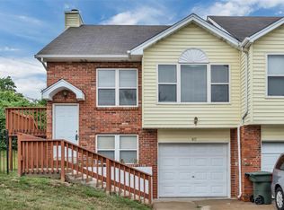 877 Du Pre Ct, Saint Peters, MO
