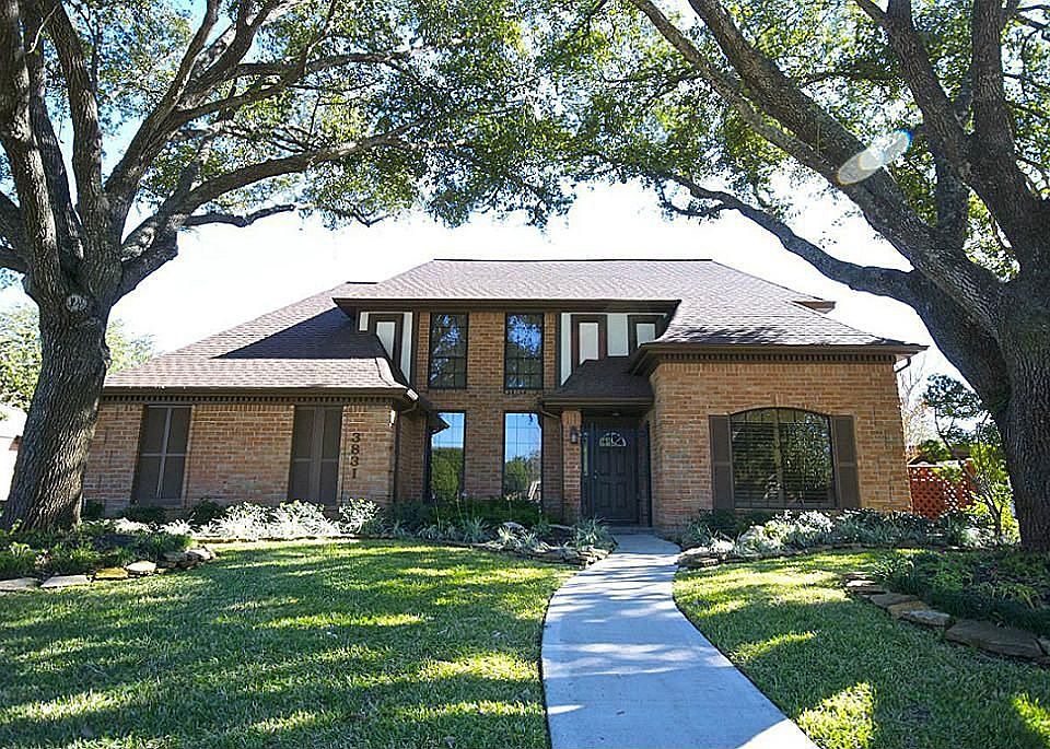 1st image of 3831 Pleasant Valley Dr