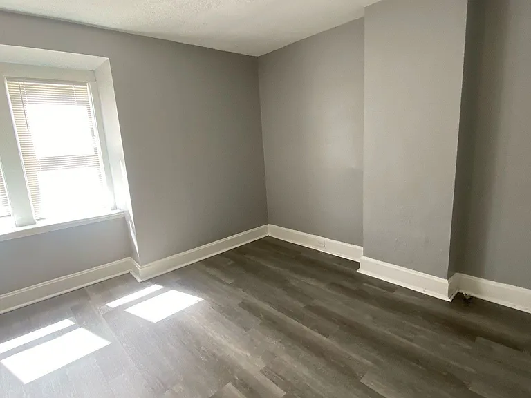 3834 Glenway Ave #5 — Photo 3