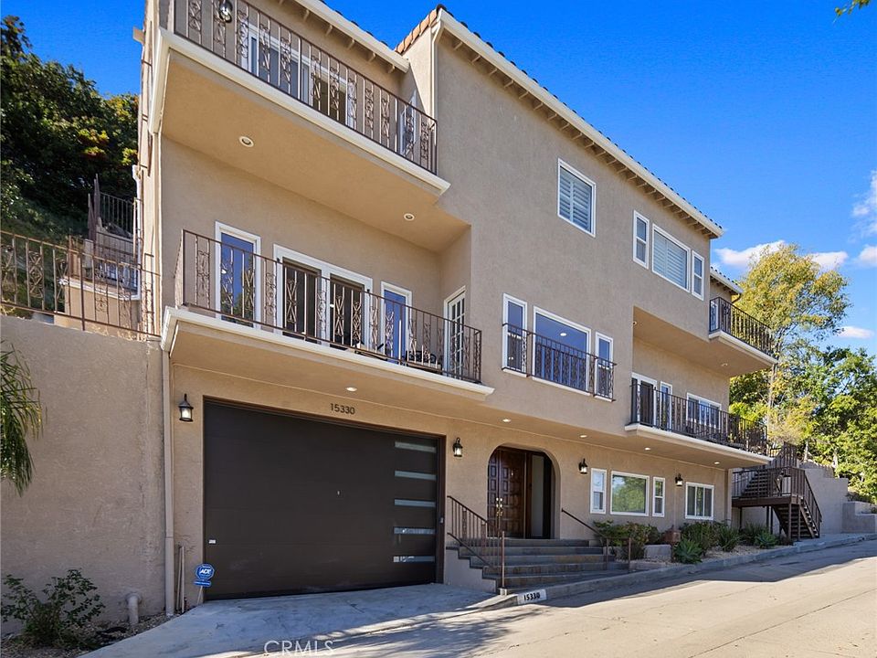 15330 Del Gado Dr, Sherman Oaks, CA 91403 | MLS #AR26116733 | Zillow