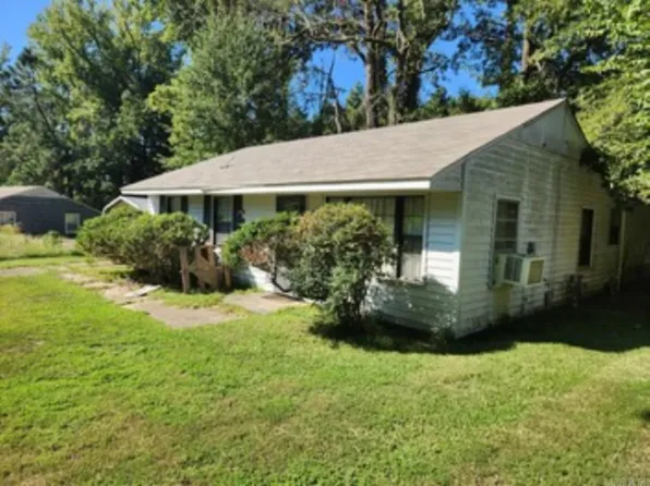 746 Lucas Ln, Camden, AR 71701