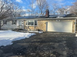 75 Zenith Dr, Worcester, MA 01602