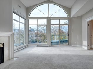 4753 River Rd W #304, Delta, BC V4K1R9