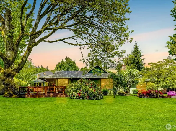 1323 216th Avenue NE, Sammamish, WA 98074