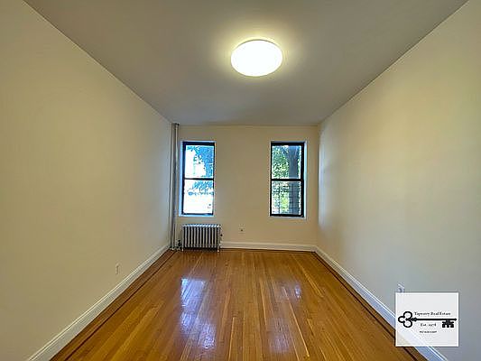 2nd image of 78-11 Kew Forest Ln #2EA