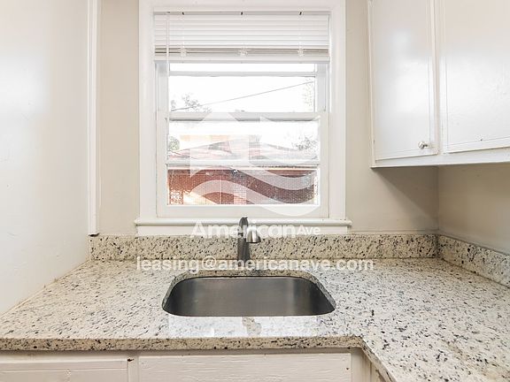 20509_005_kitchen_5.jpg
