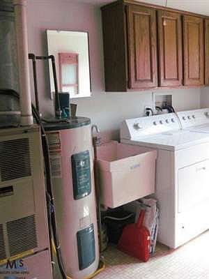 5th image of 5800 Urban Dr