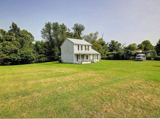 18544 Winfield Rd, Fraziers Bottom, WV 25082