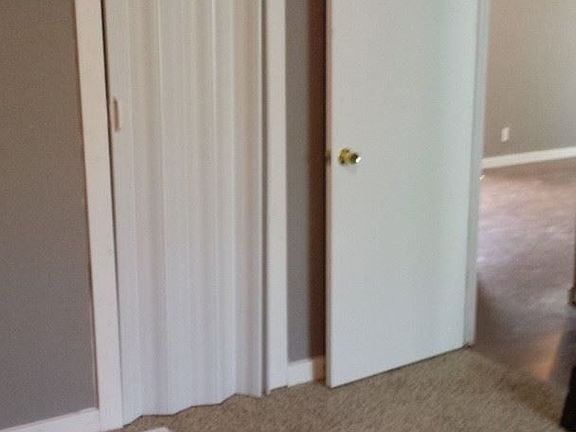 2nd image of 2951 N Drexel Ave