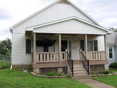 813 S 16th St, Saint Joseph, MO, 64501