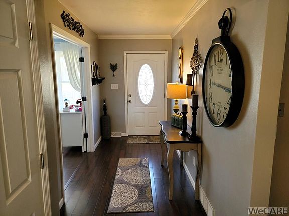 3rd image of 2851 Oakwood Ln