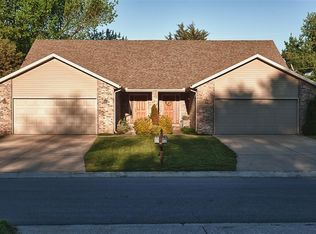 3464 S Doris Ave, Springfield, MO 65807