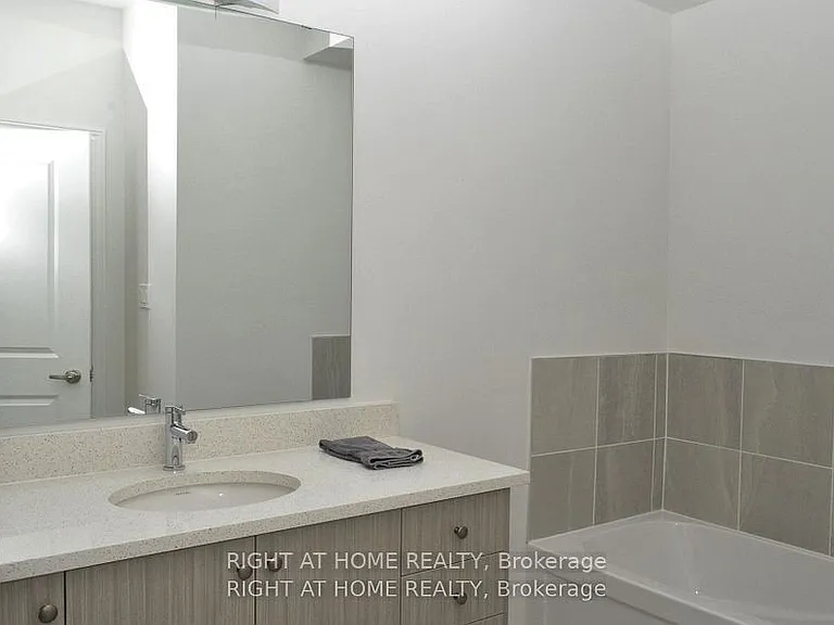 65 Jazzberry Rd #2 — Photo 11