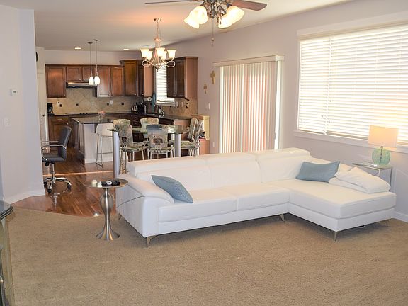 5th image of 18502 86th Avenue Ct E