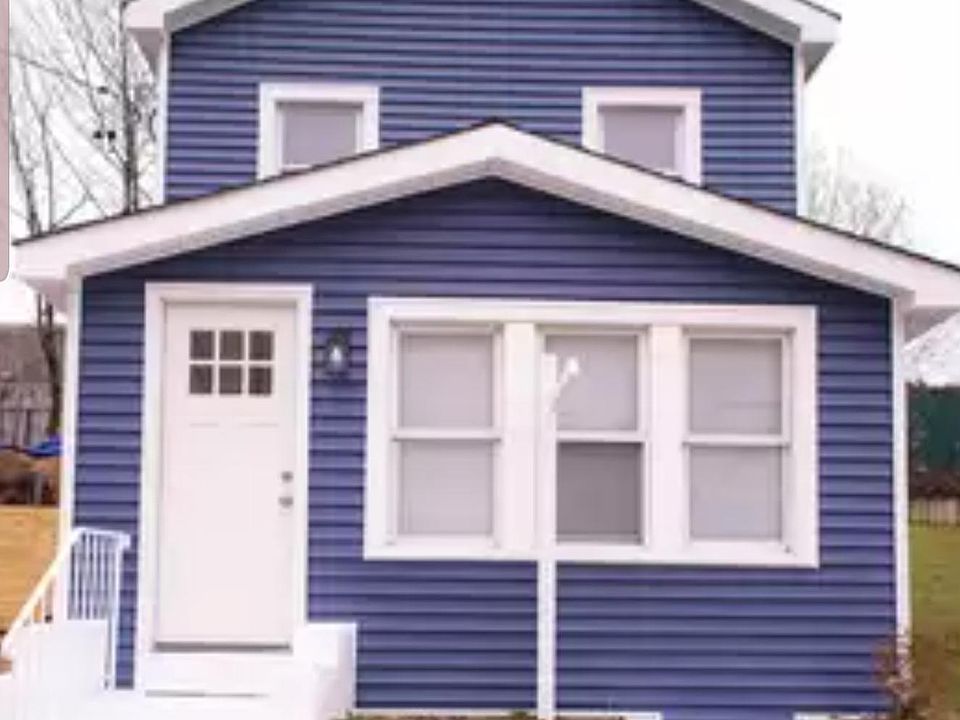 1st image of 166 Hendrickson Ave