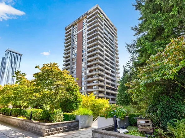 3771 Bartlett Ct #1601, Burnaby, BC V3J 7G8