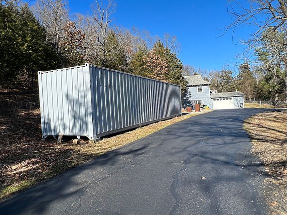 Shipping container storage 