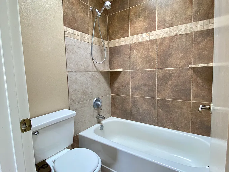 850 S River Dr #2 — Photo 13