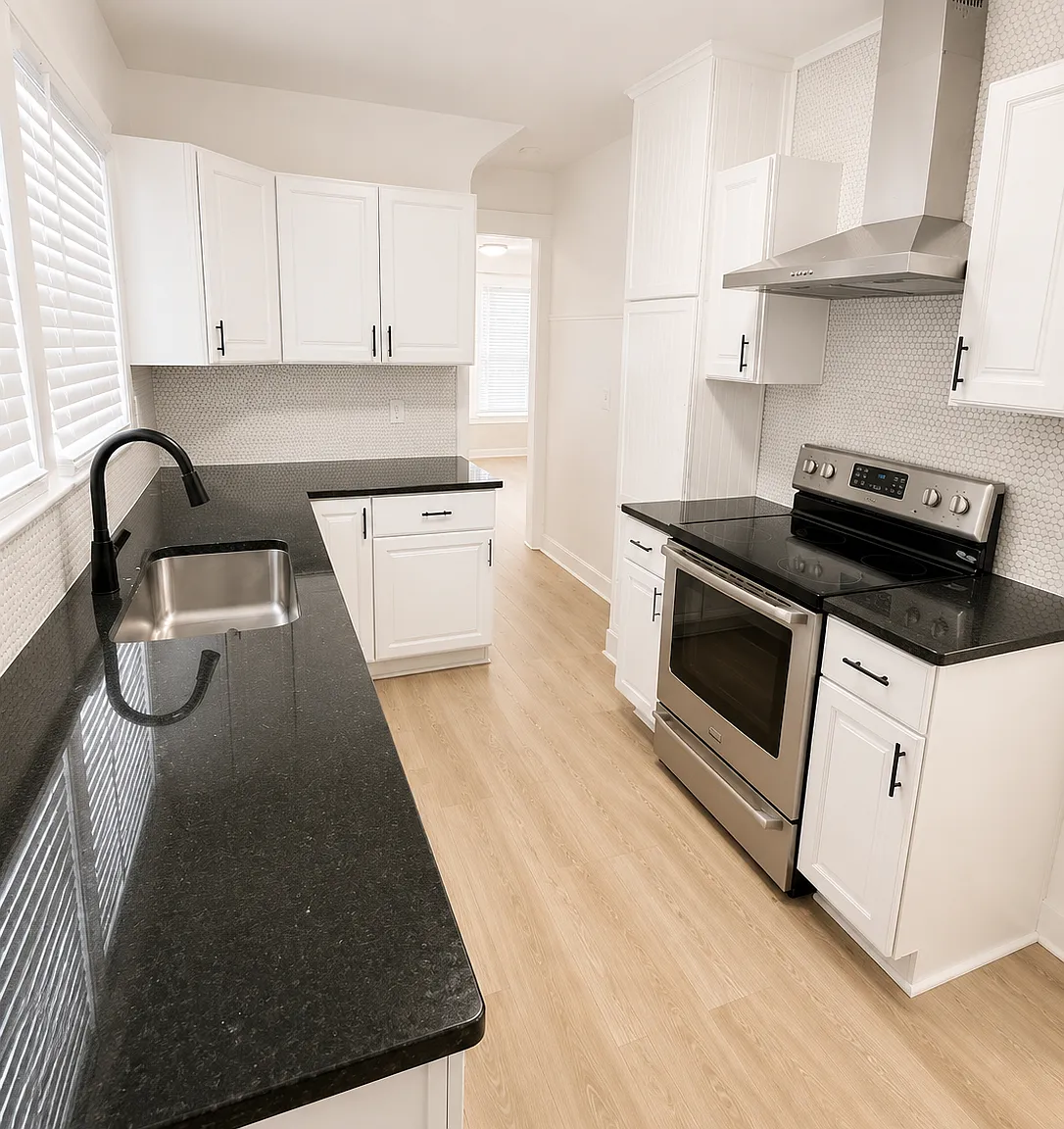 4 bed, 2.5 bath, 2300 sqft, $2,500 — Photo 2