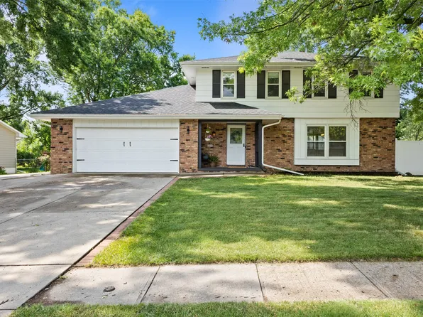 7212 Townsend Ave, Urbandale, IA 50322
