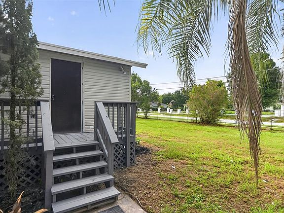 3rd image of 10213 UNION PARK DRIVE