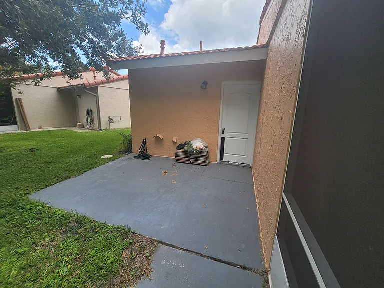 10481 Montpelier Cir — Photo 26