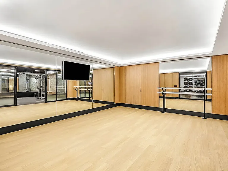 200 W 60th St #28C — Photo 18