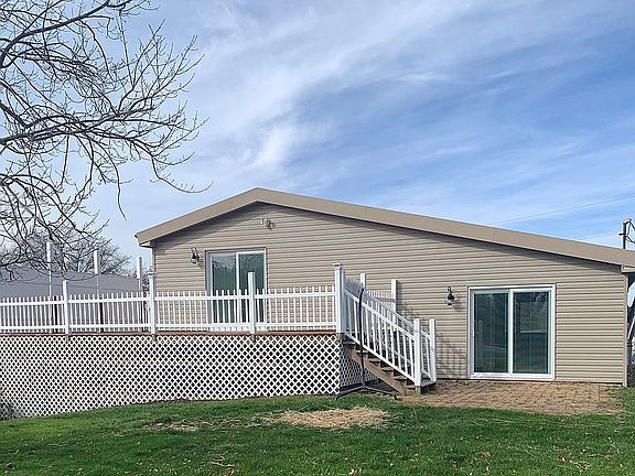 5th image of 321 Mar Lou Ln