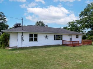 3445 Fehn Rd, Hemlock, MI 48626