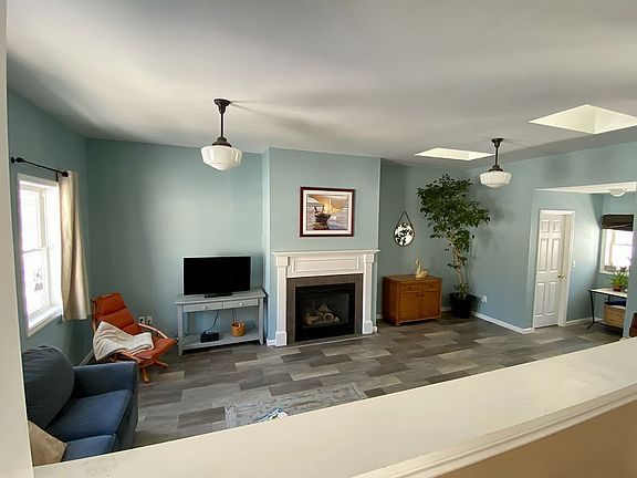 4th image of 234 Eagle Park Dr