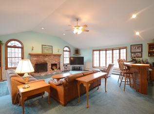 70 Wagon Wheel Rd, Dracut, MA 01826