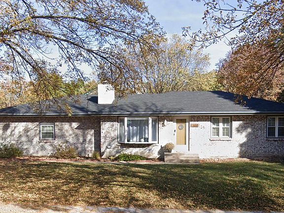 2nd image of 3700 Briarwood Ave