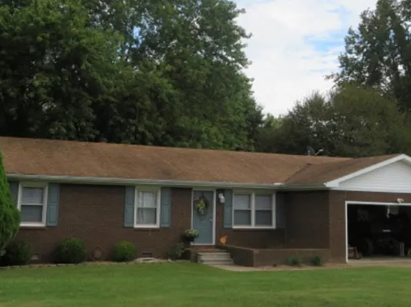 852 Arrowhead Dr, Madisonville, KY 42431