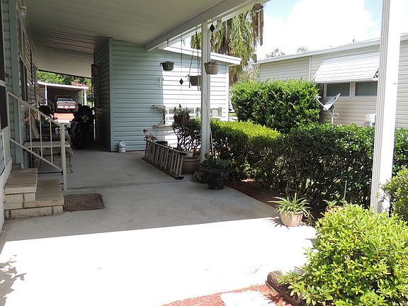 Rear view of behind shed