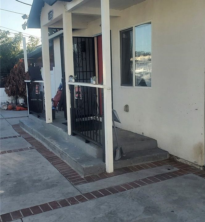 1st image of 13775 Louvre St