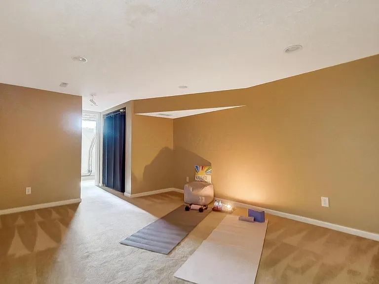 5713 Mango Ln — Photo 17