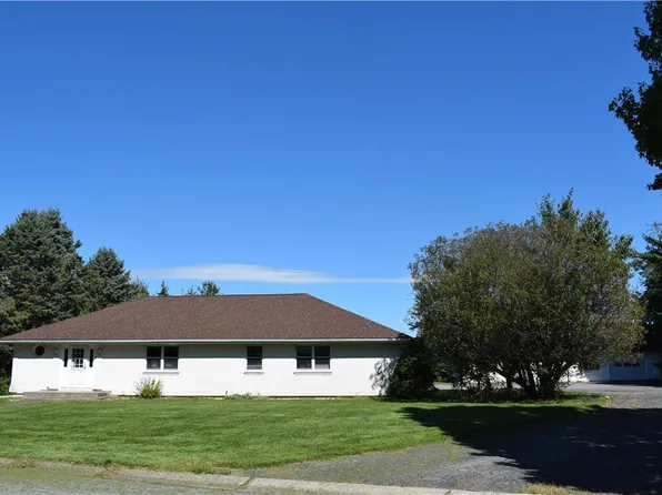 4035 Devonshire Rd, Bethlehem, PA 18020